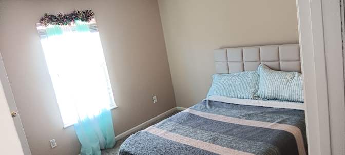 Jo's room