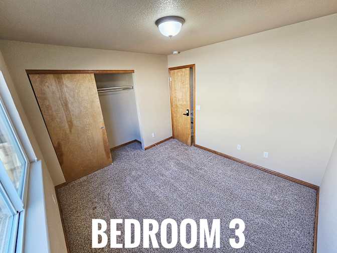 HomeCrew's room