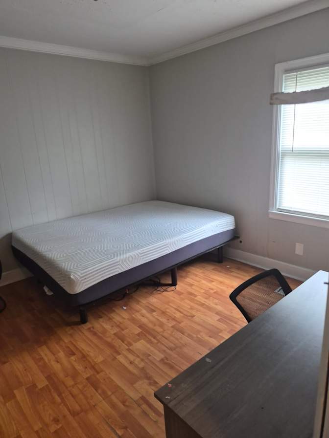 sean fails's room