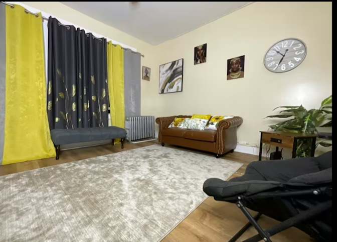 Budget Stays's room