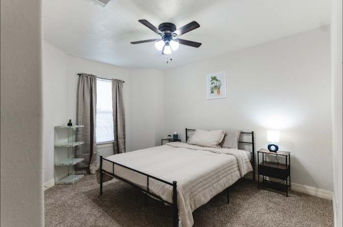Natalie Ta's room
