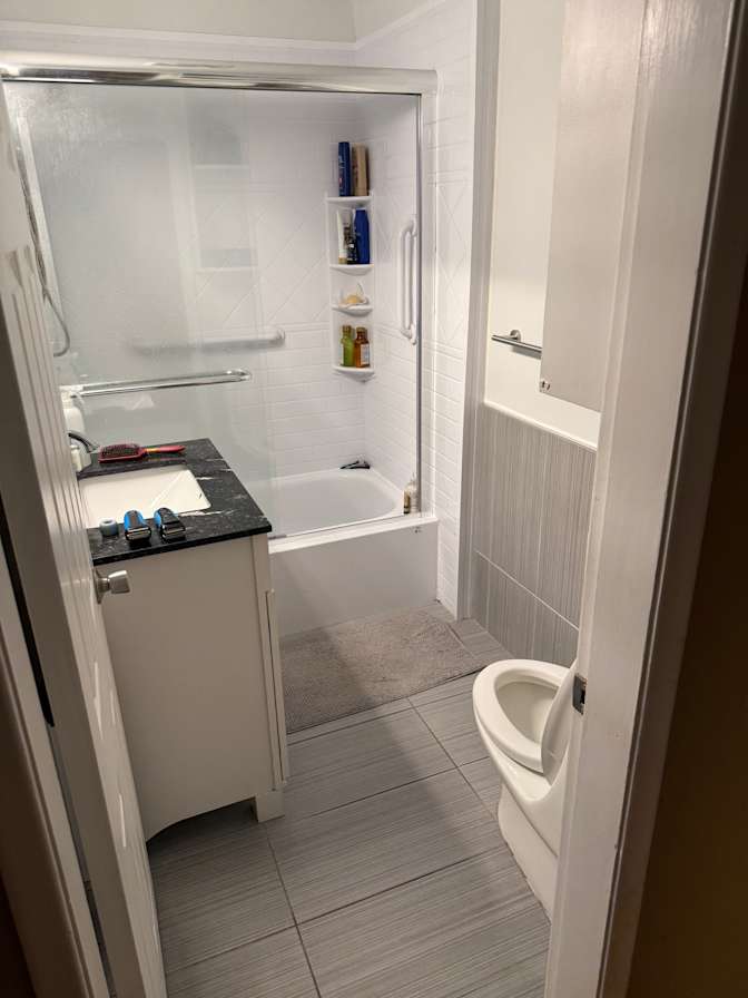 charles gordon's room