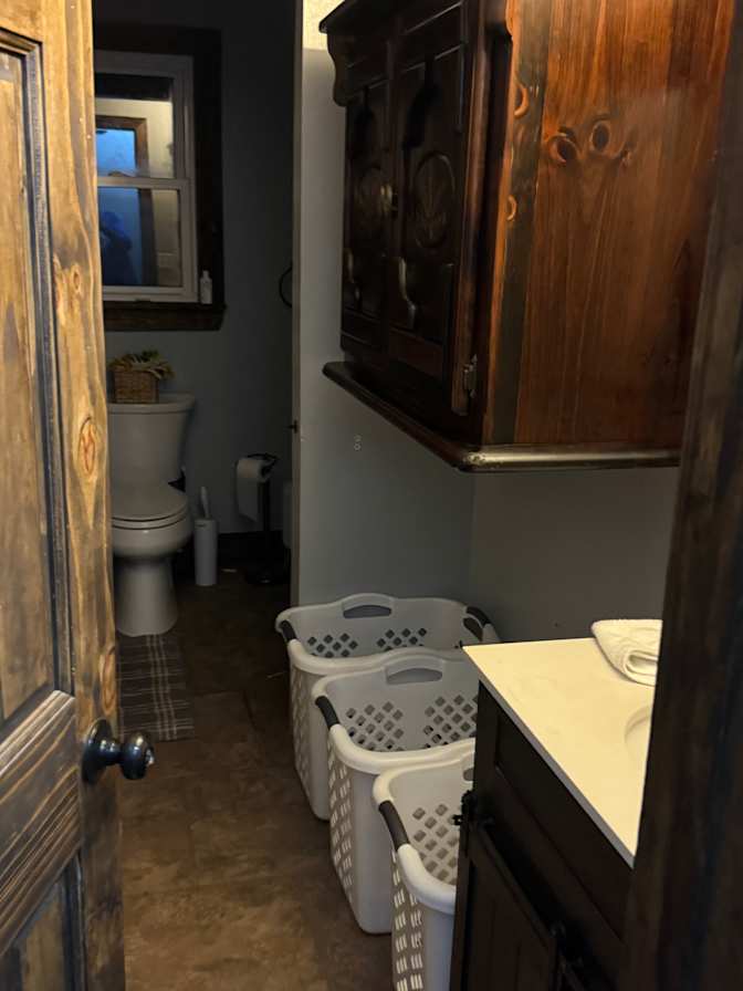 Michael L Sledge's room