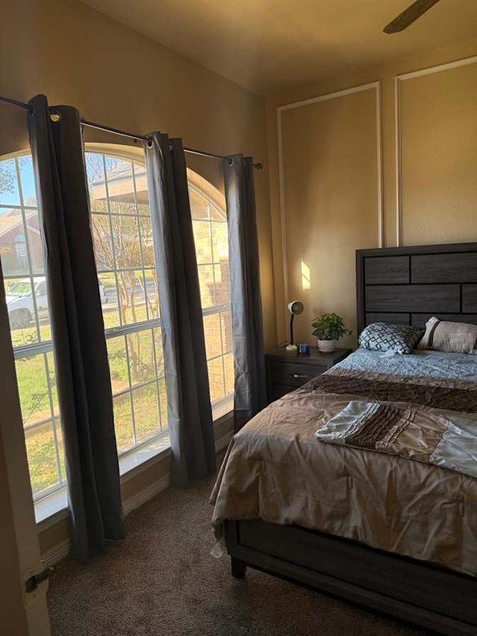 Room For Rent's room
