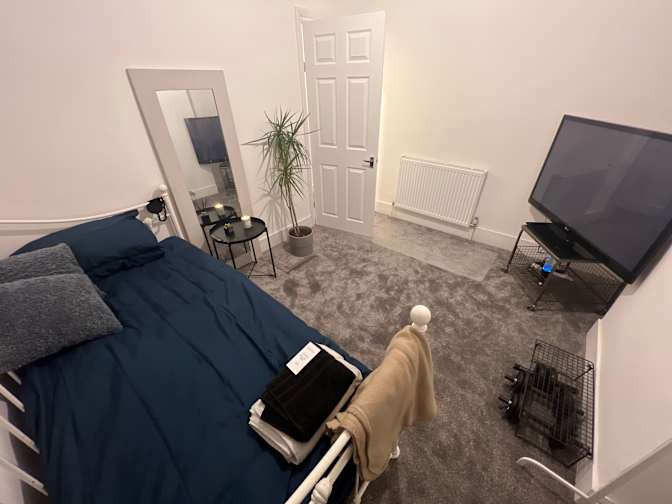 Ry's room