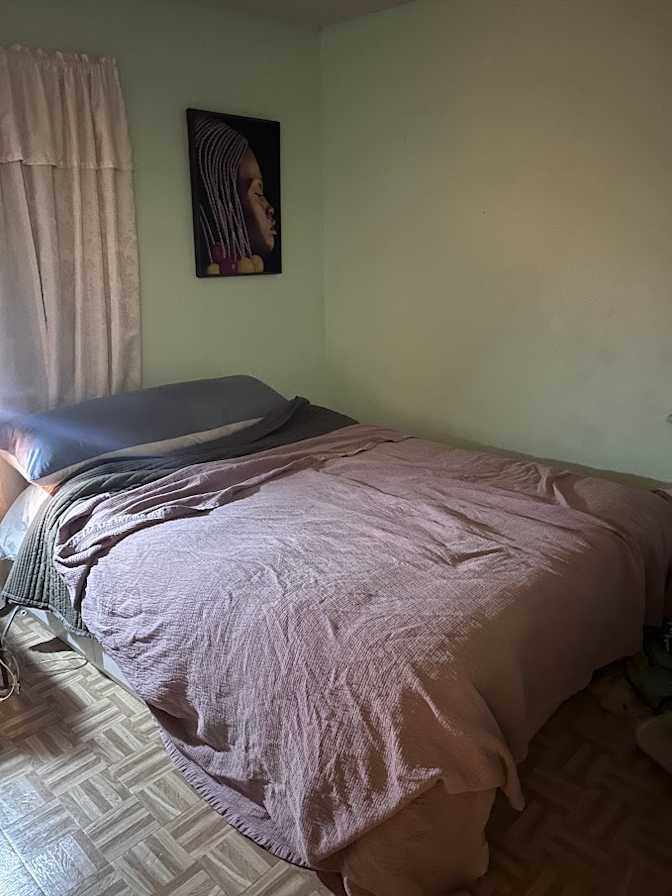 Javier's room