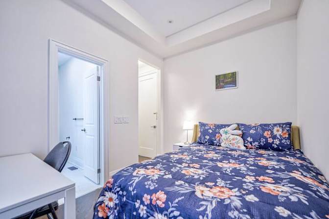 Jenny's room