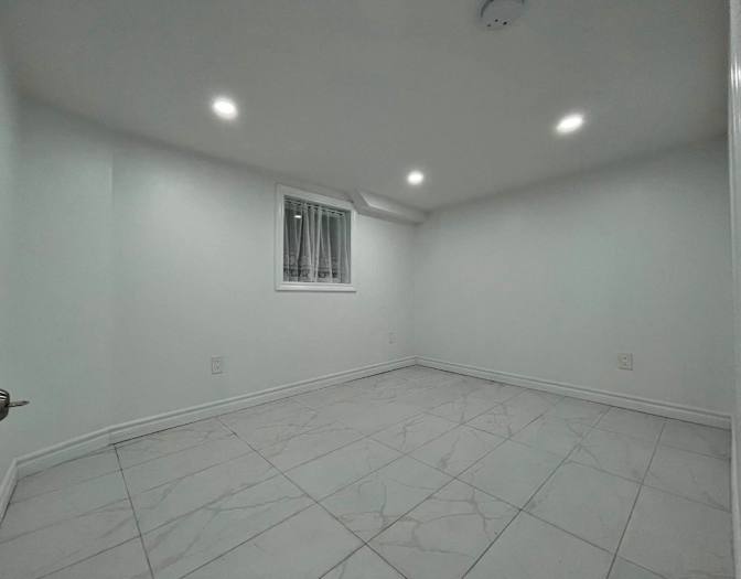 Henrietta's room