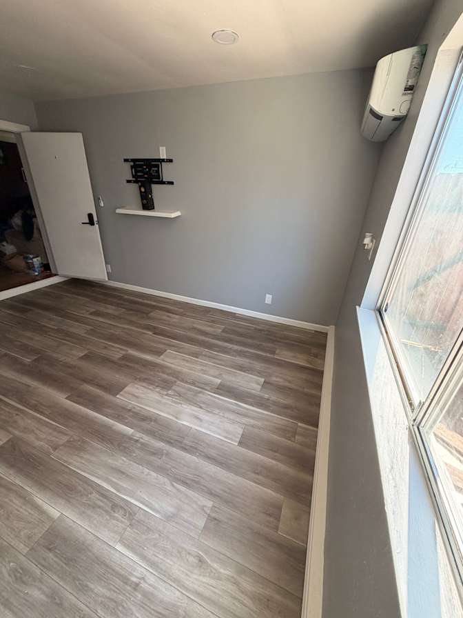 Elliott's room