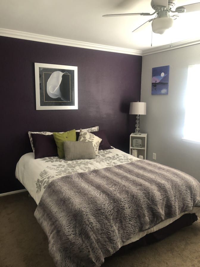 Niki O's room