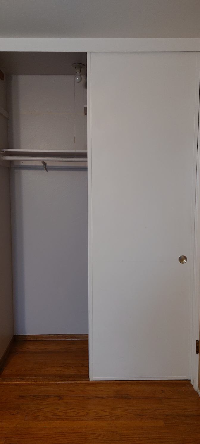 RHONDA's room