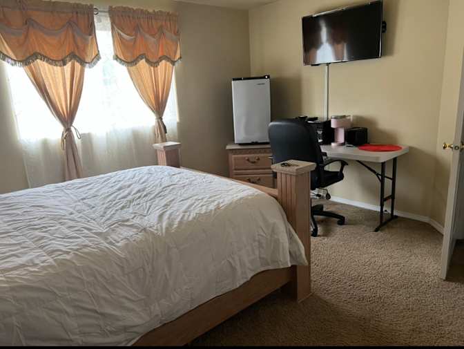 Lin's room