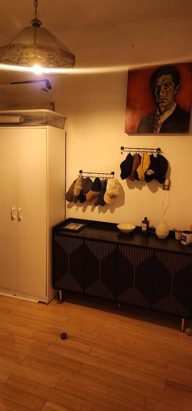 Giselle's room
