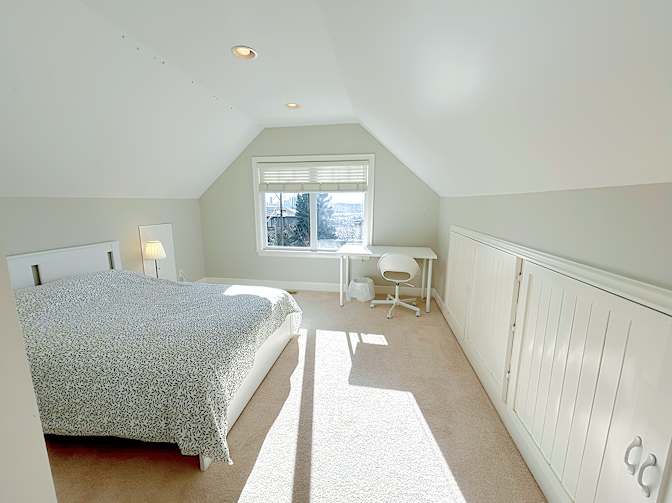 Shahram's room