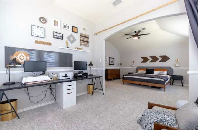 Steven's room