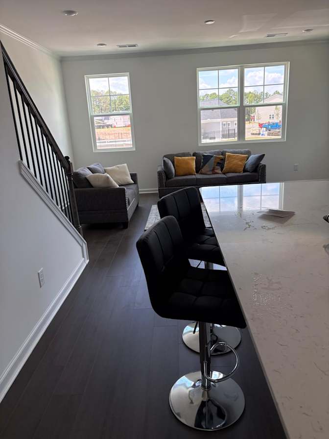 Alcove Rooms's room