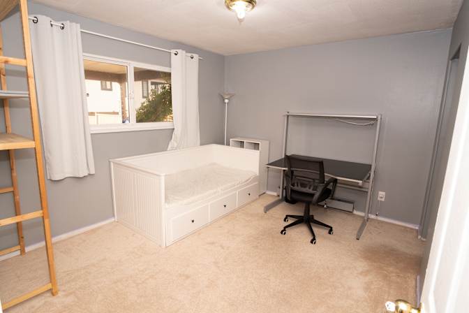 John Chu's room