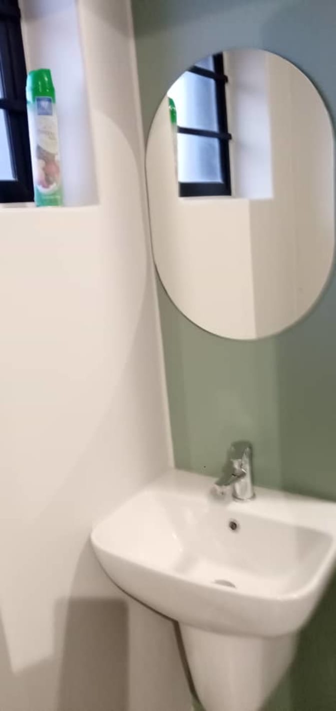 Gutembert's room