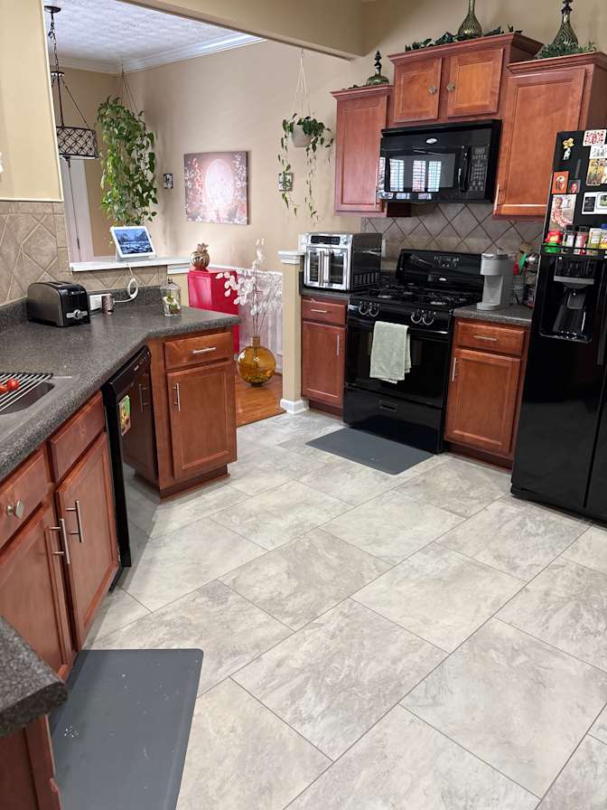 Canton Georgia's room