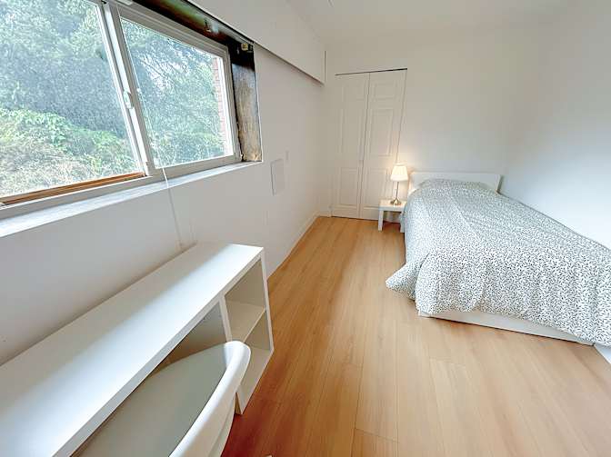 Shirin's room