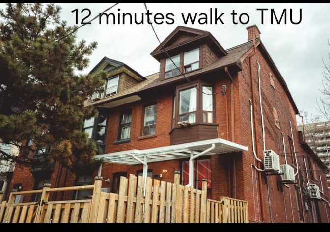 Kenderson's room