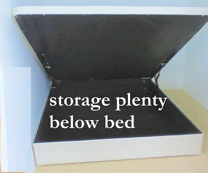 Roomy's room
