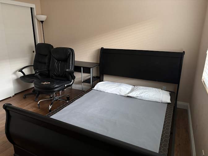 Tony's room