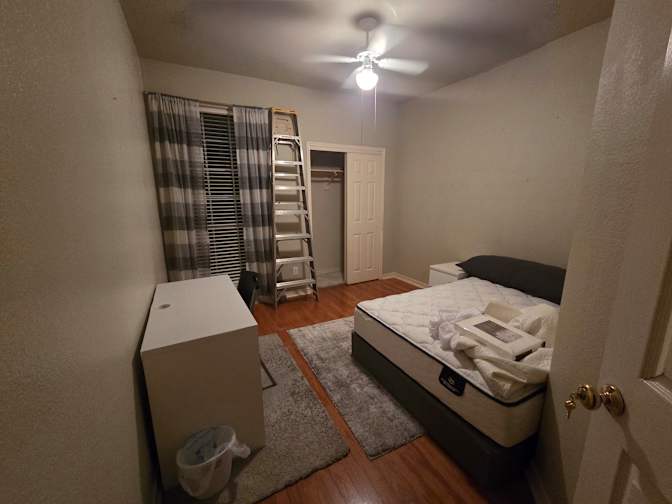 Steven Nguyen's room