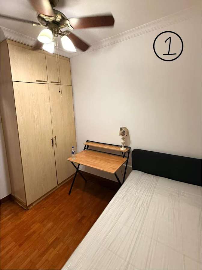 Li's room