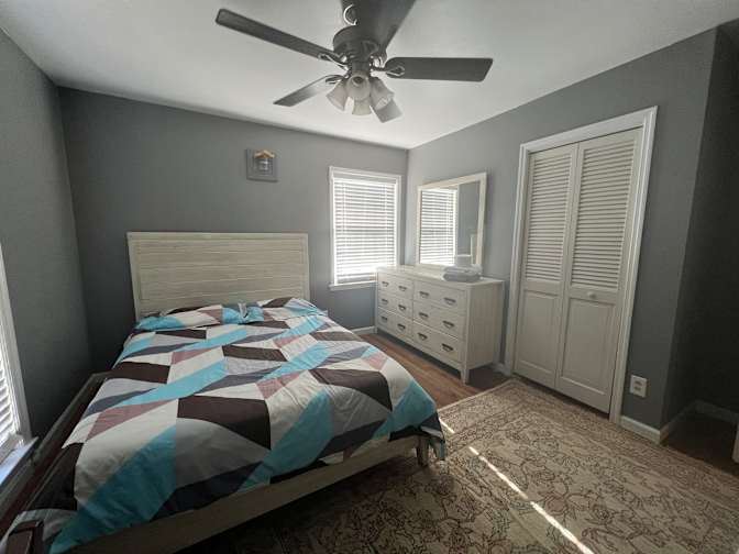 Jun's room