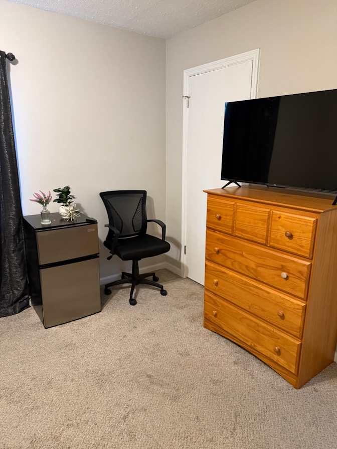 Ari's room