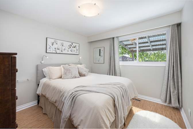 Dianne's room