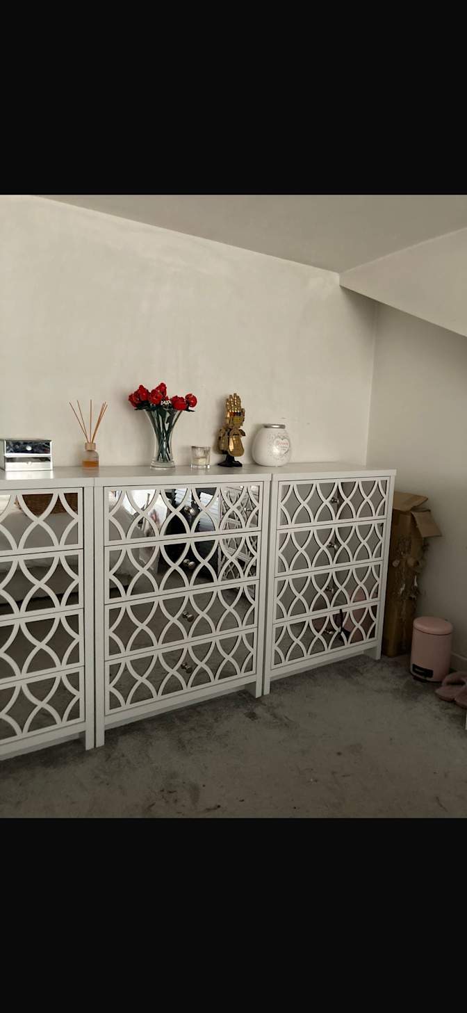 Lisa Lane's room