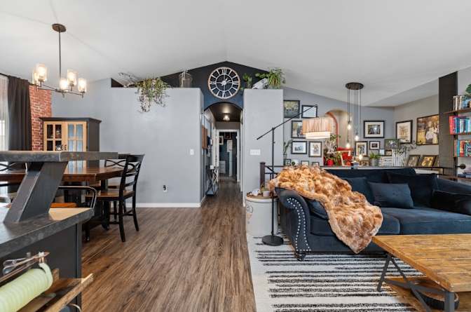 Gina's room