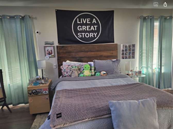 Reynaldo's room