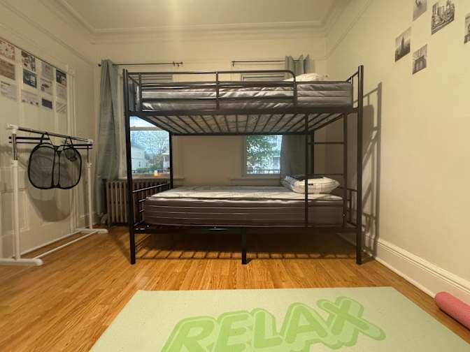 Ali's room
