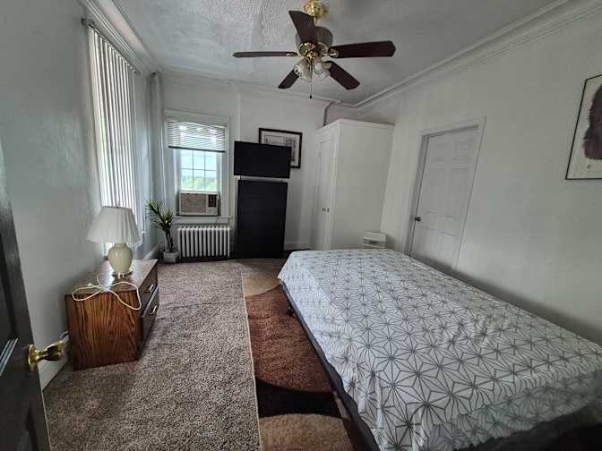 Raymond Bolton's room