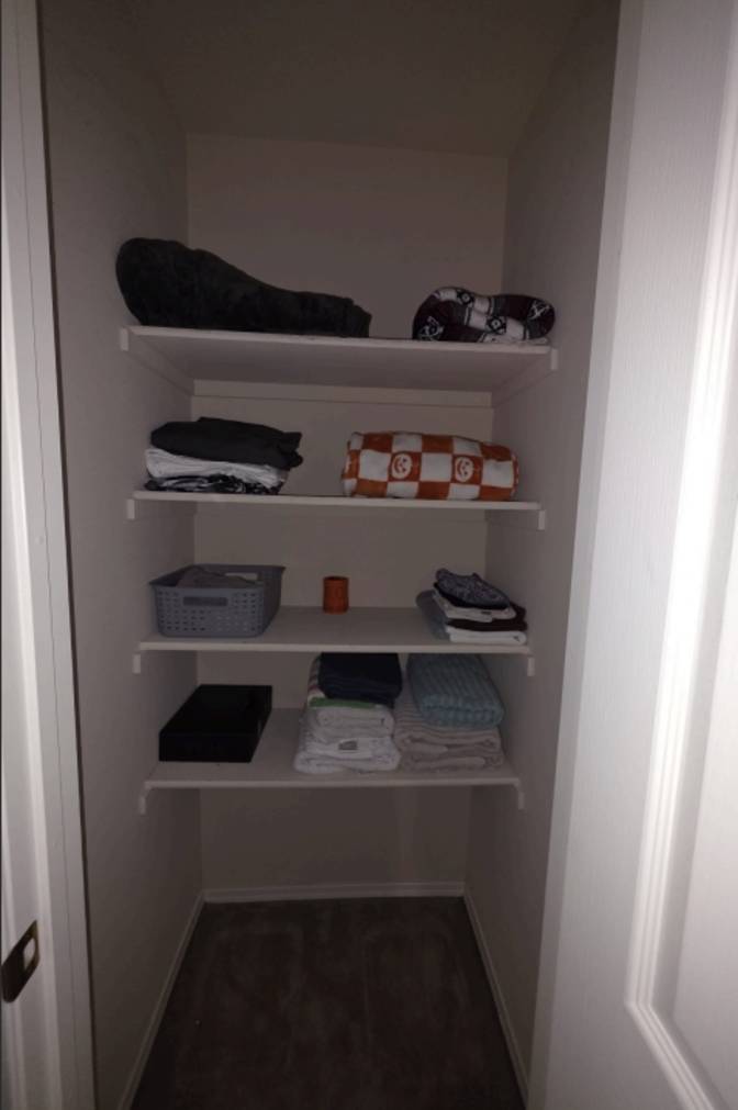 Mariah Velasquez's room