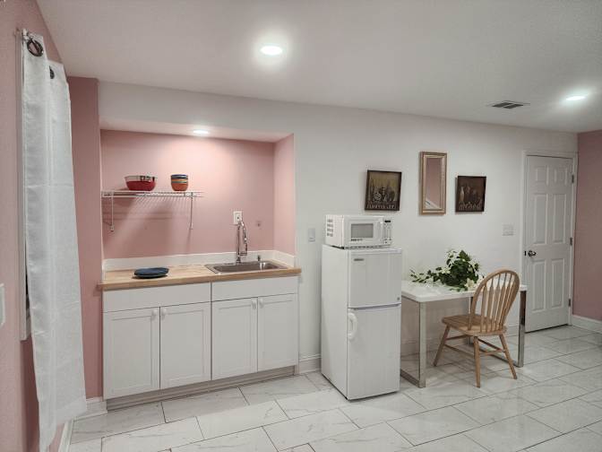 Elaine's room