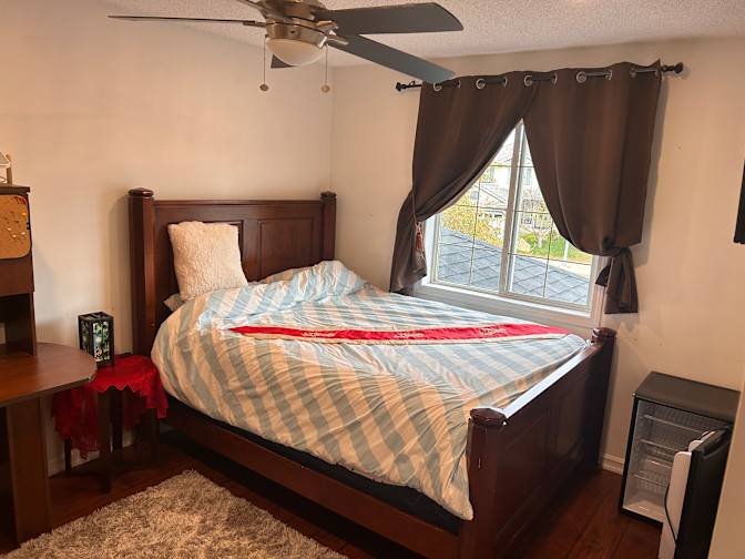Dennis's room