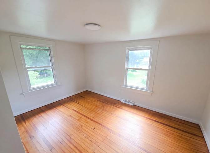 Charlson Eddyson's room