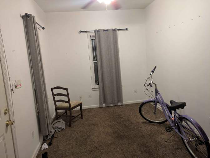 Mona's room