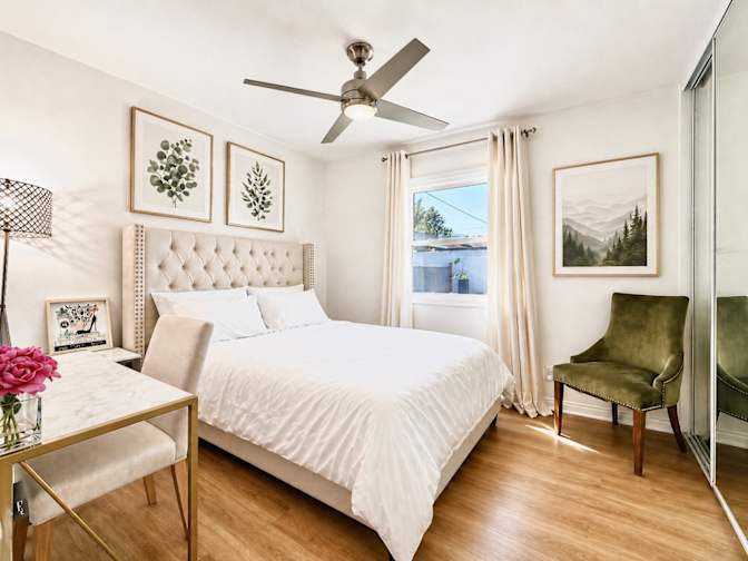 Kim's room