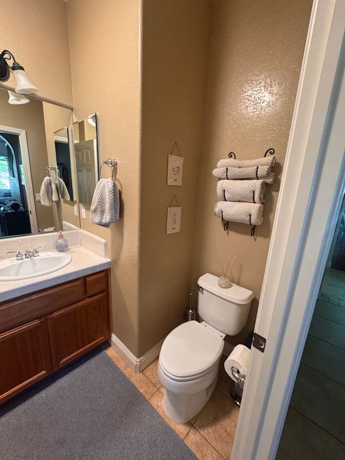 Gloria  Walker's room