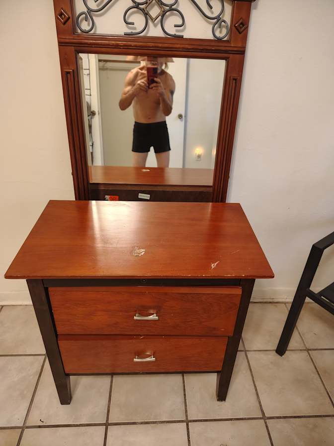 James Glen Thuener's room