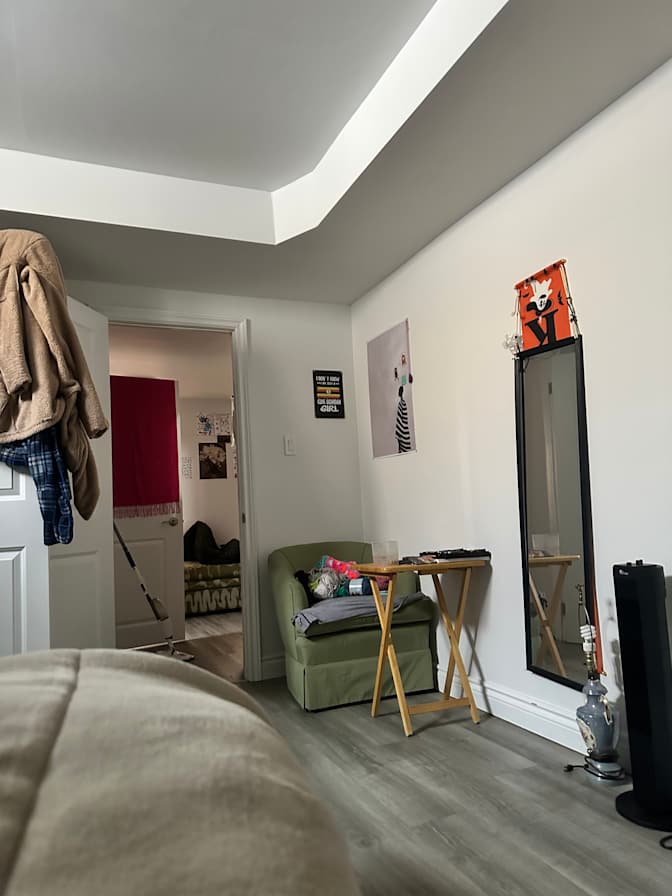 Shexam's room