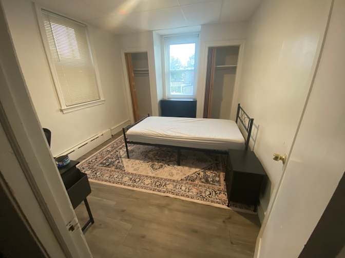 Ciewalt llc's room