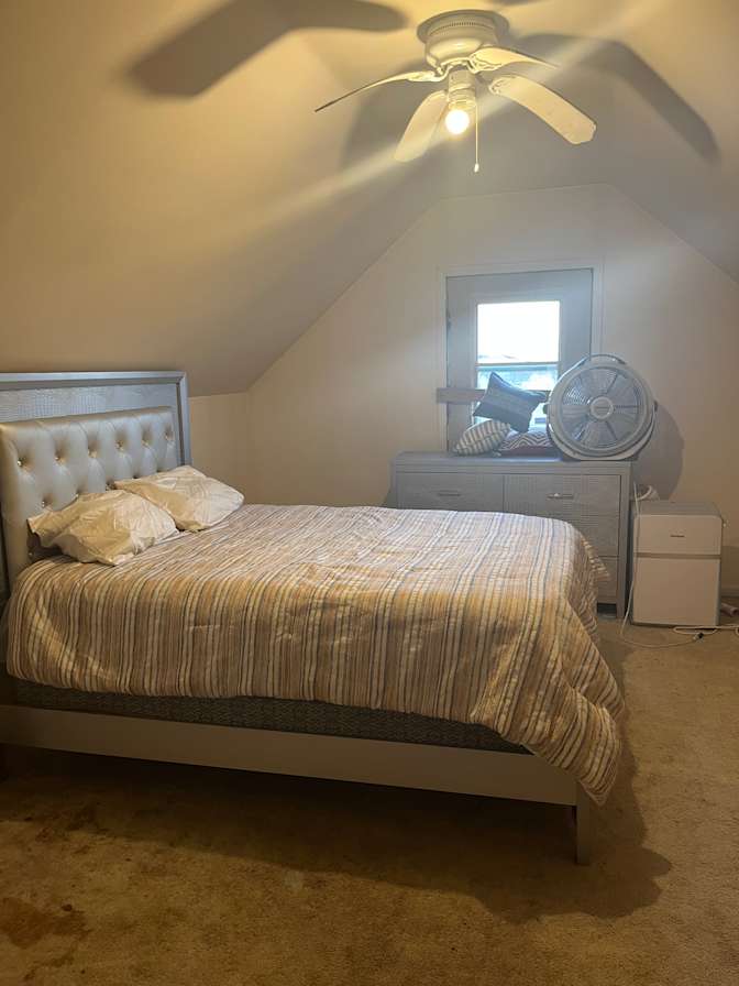 Serene Real Group's room