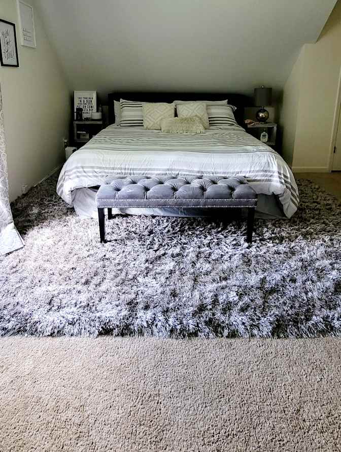 Oshirley's room
