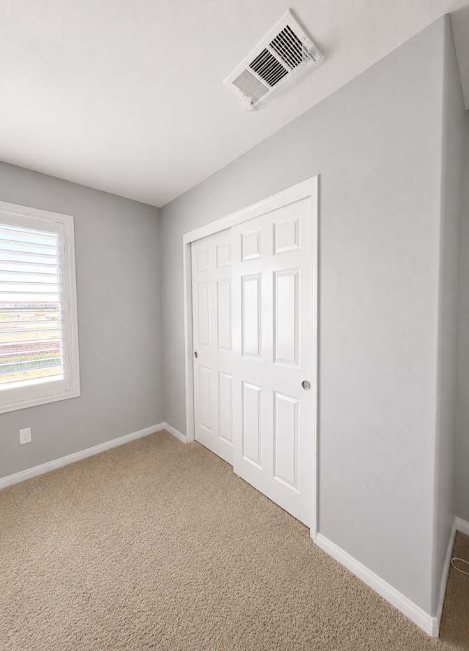 Dale Rosas's room